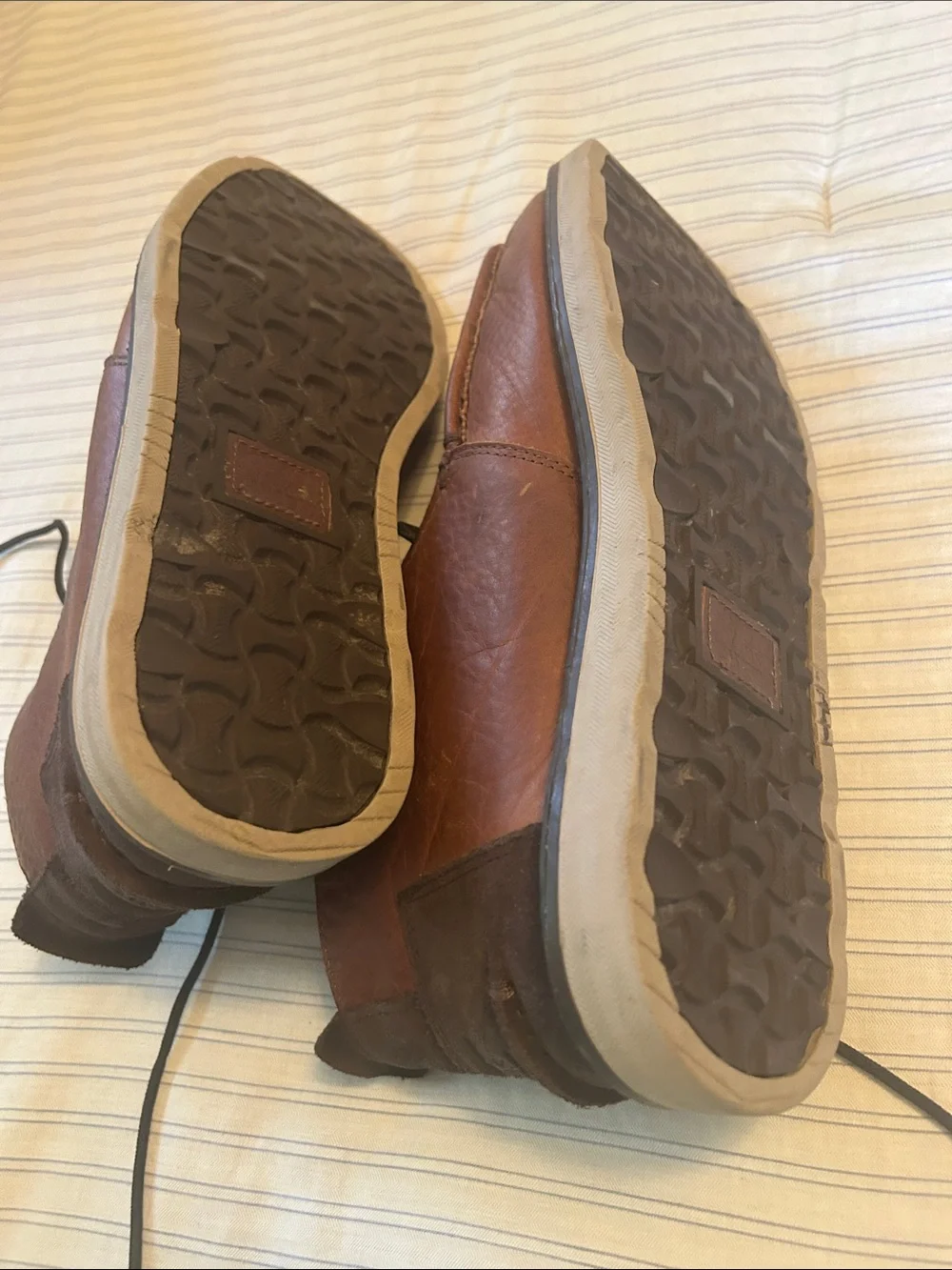 Toms Men's Brown Leather Chukka Boots
